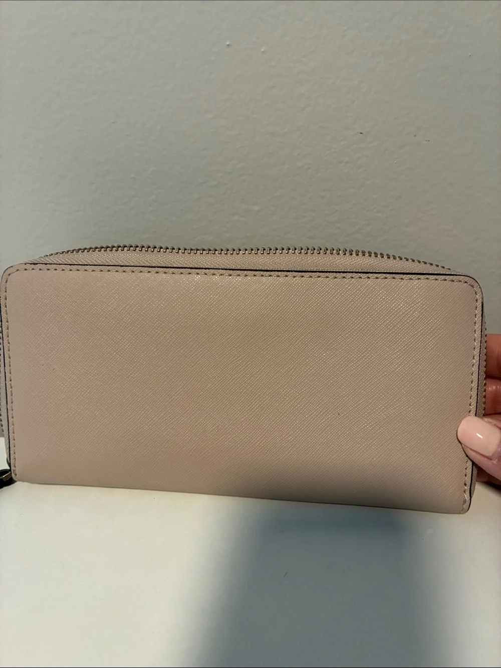 kate spade Compact Two-Tone Zip Wallet in Black & Blush
